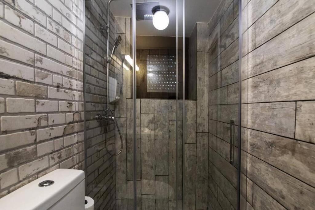 Vivienda Turistica Lagarto De Jaen Apartment Luaran gambar